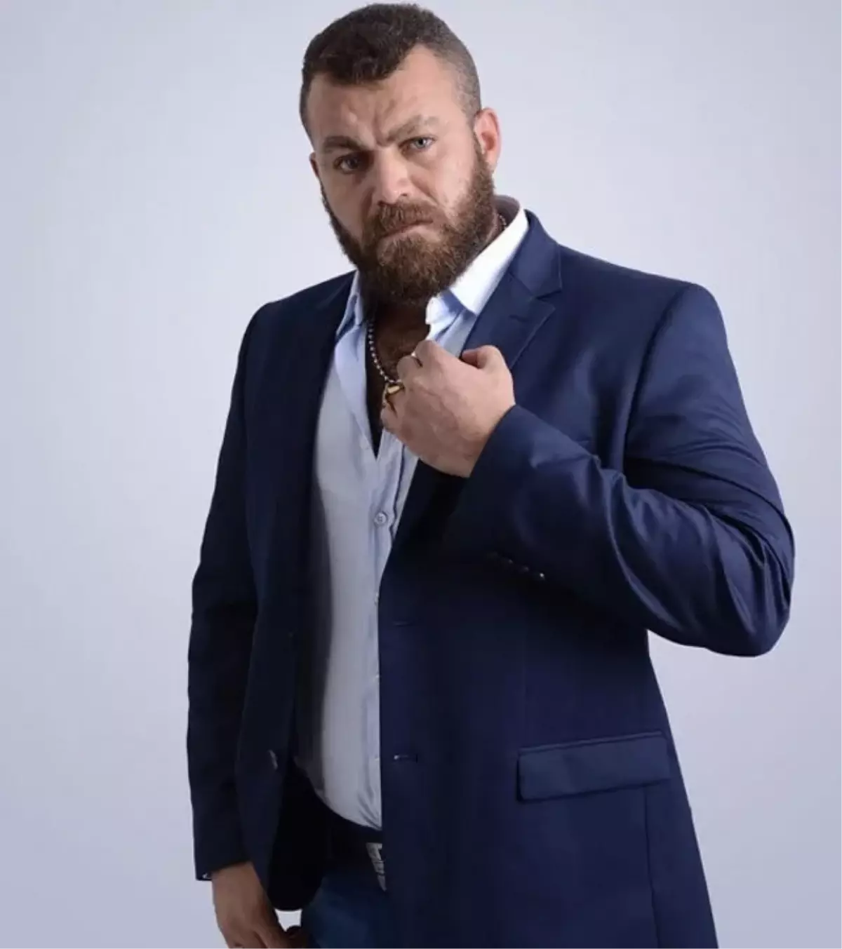 Bahadır Ünlü’ye Restoranında Şiddet ve Darp Gözaltısı