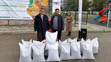 Beyşehir’de Kırmızı Mercimek Tohumu Dağıtıldı