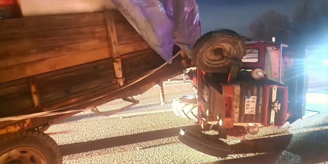 Bolu’da Traktör-Kamyonet Çarpışması: 5 Kişi Yaralandı