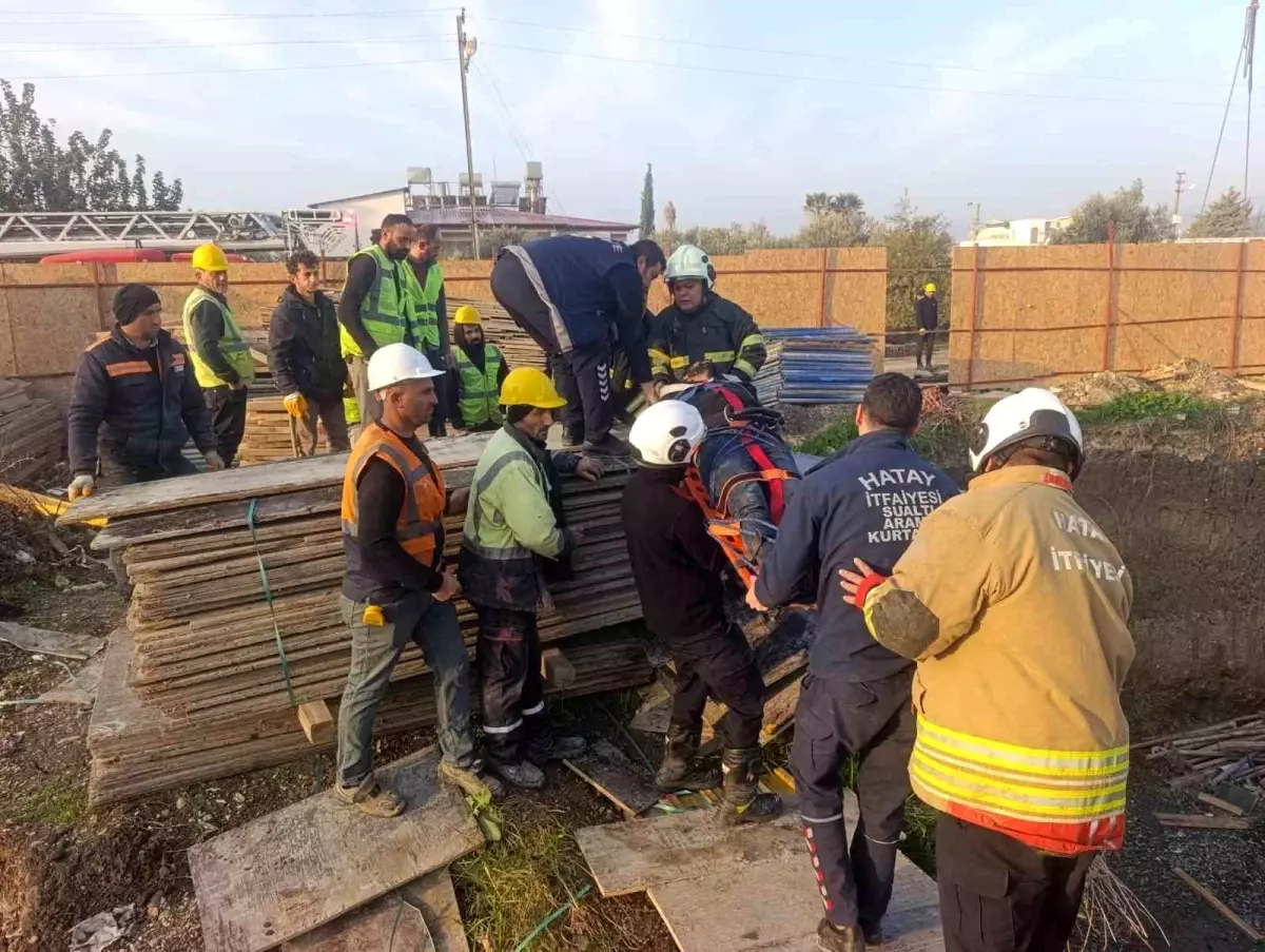 Vinçte Rahatsızlanan Operatör Kurtarıldı