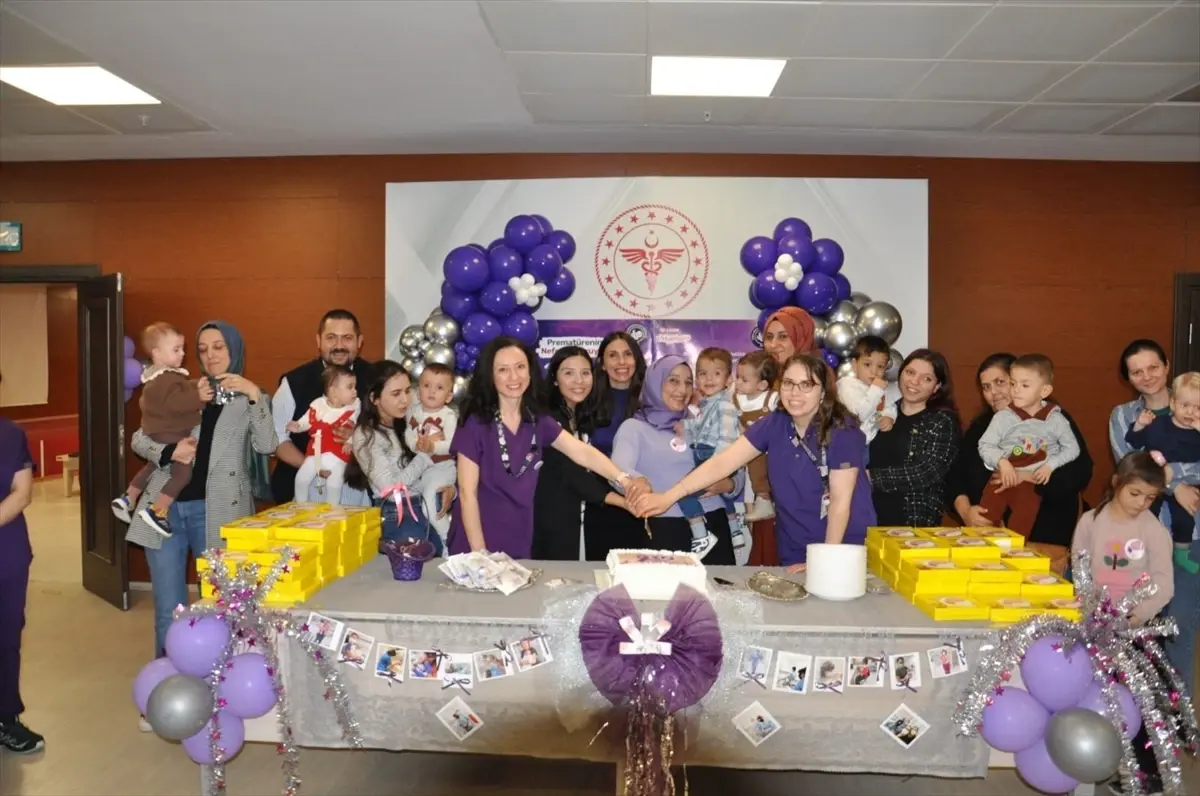 Prematüre Bebekler İçin Farkındalık Etkinliği Çanakkale Devlet Hastanesi’nde Gerçekleşti