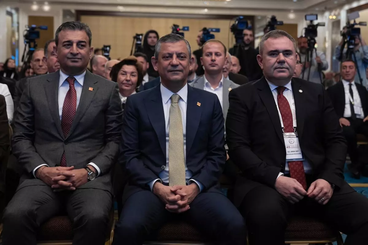 CHP’de 3 Saatlik İmralı Toplantısı Sonuçlandı: MYK’dan Çıkacak Karar