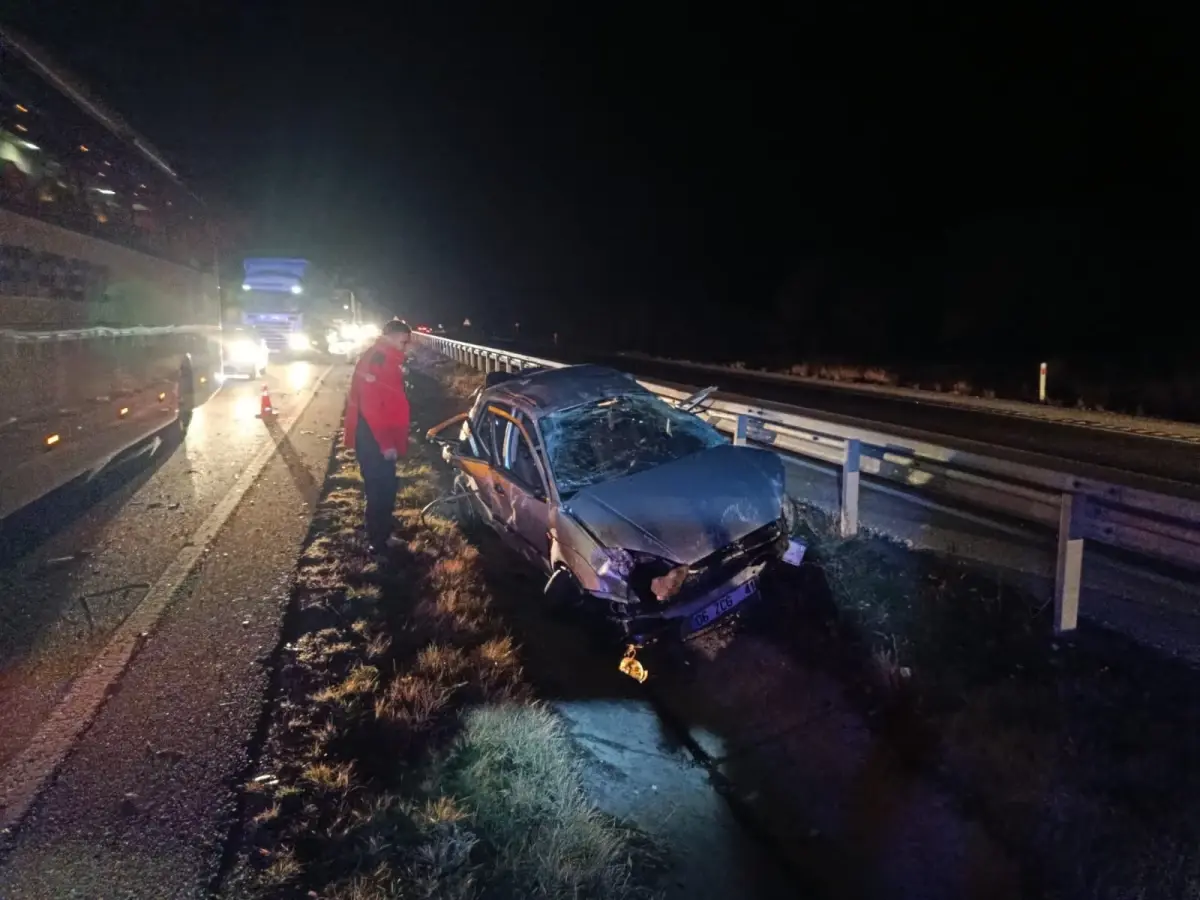 Çorum Sungurlu’da Otostopla Binilen Araç Takla Attı: 1 Ölü, 2 Yaralı