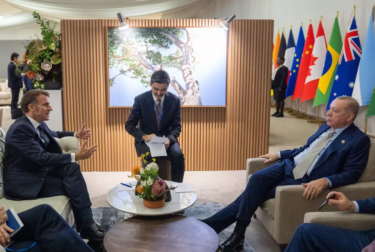 Cumhurbaşkanı Erdoğan, Fransa Cumhurbaşkanı Macron ile G20 Zirvesi’nde Görüştü