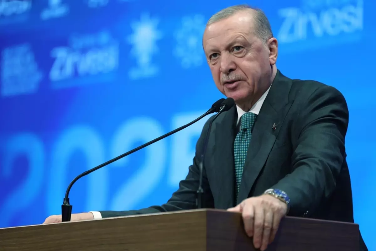 Cumhurbaşkanı Erdoğan: Yıl sonuna kadar 453 bin konutu teslim edeceğiz