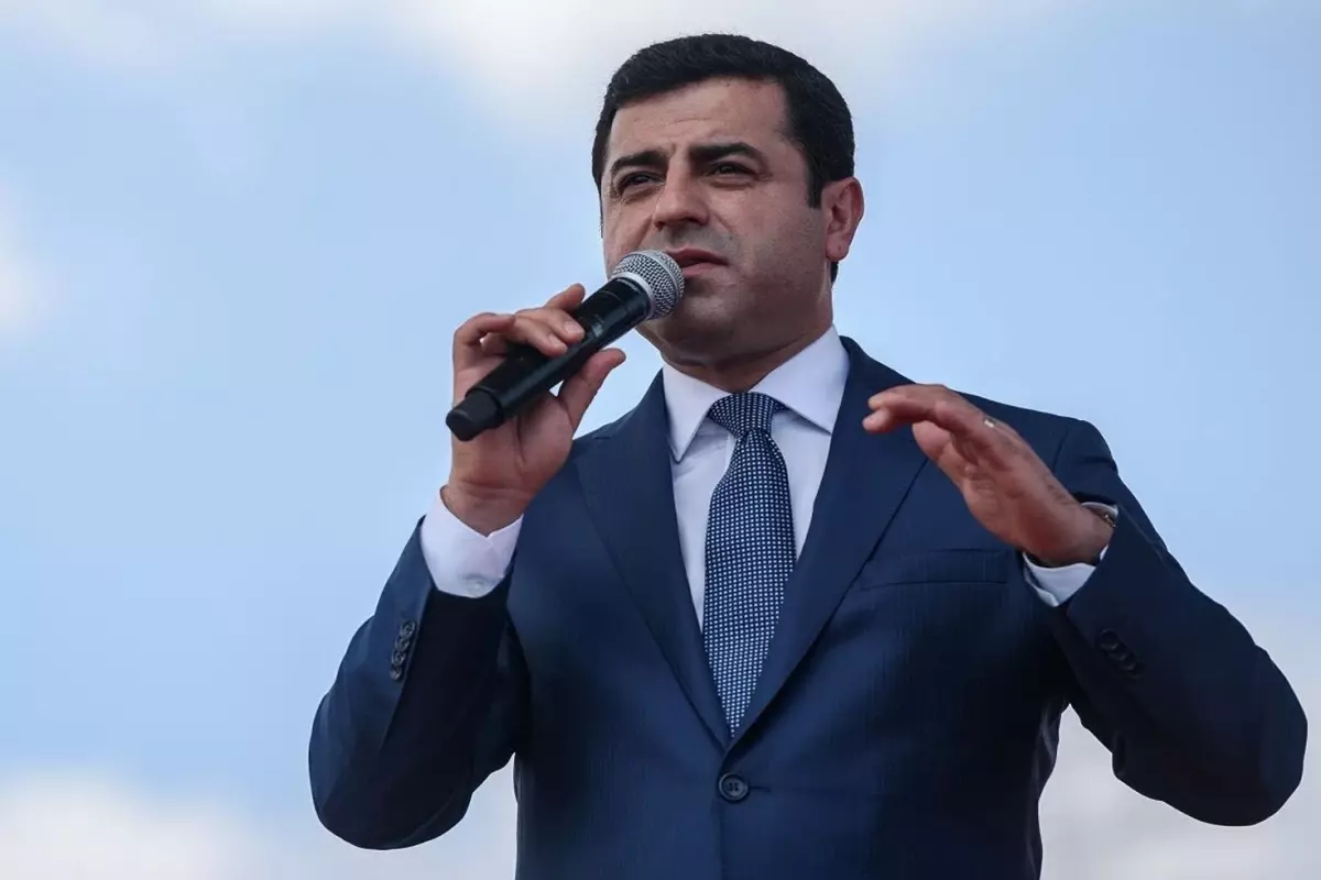 Demirtaş’tan Erdoğan ve adaylıkla ilgili iddialara keskin yanıt