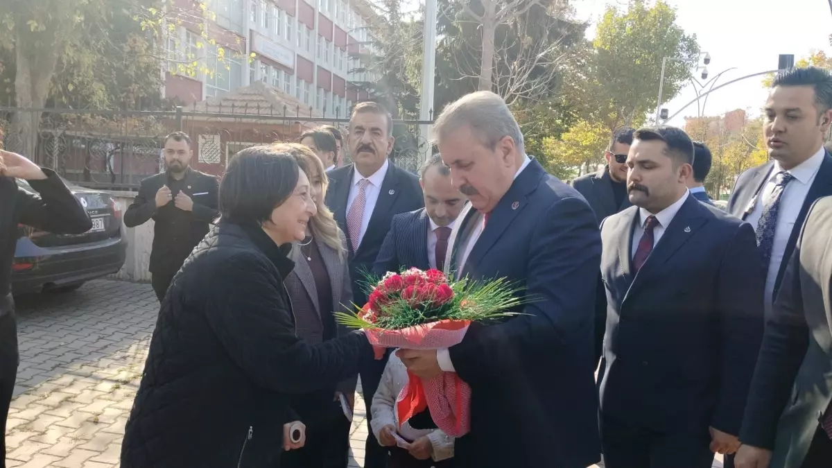 Destici: Bu millet, hainlerin taleplerine asla geçit vermez