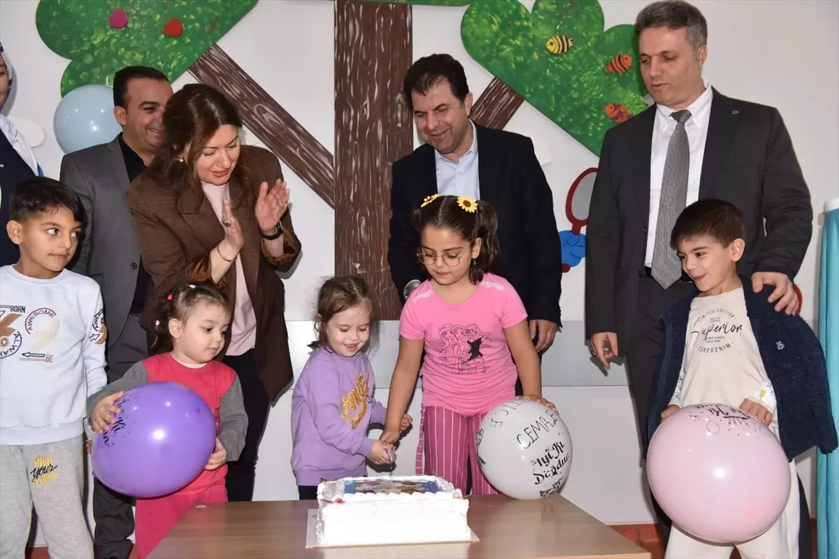 Diyarbakır’da Dicle Üniversitesi Hastanesi’nde Dünya Çocuk Hakları Günü Coşkusu