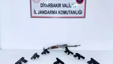 Diyarbakır’da Ruhsatsız Silah Operasyonu: Çok Sayıda Silah Ele Geçirildi