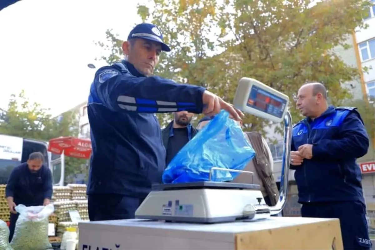 Elazığ’da Zabıta Ekiplerinden Pazar Denetimi