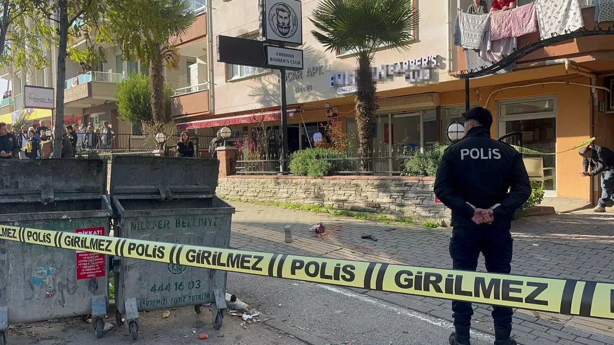 Eski Sevgilisi Yasemin’i Börekçide Katlettikten Sonra Kendi Kendine Ateş Açtı