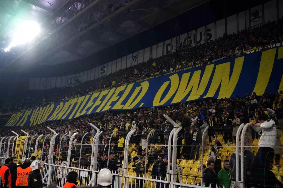 Fenerbahçe’den Galatasaray’a Mesaj