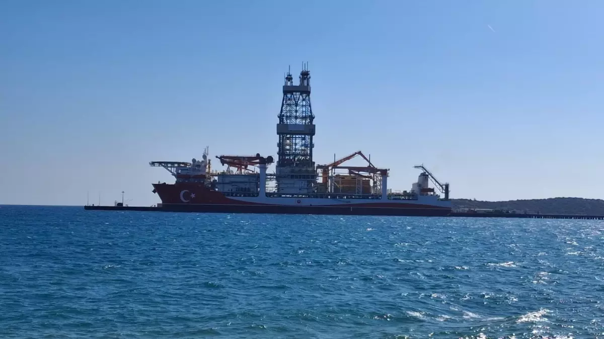 Mersin’e Yeni Sondaj Gemisi West Draco Geldi