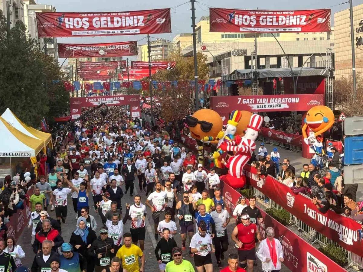 7. Gazi Yarı Maratonu ve Halk Koşusu Gaziantep’te Başladı