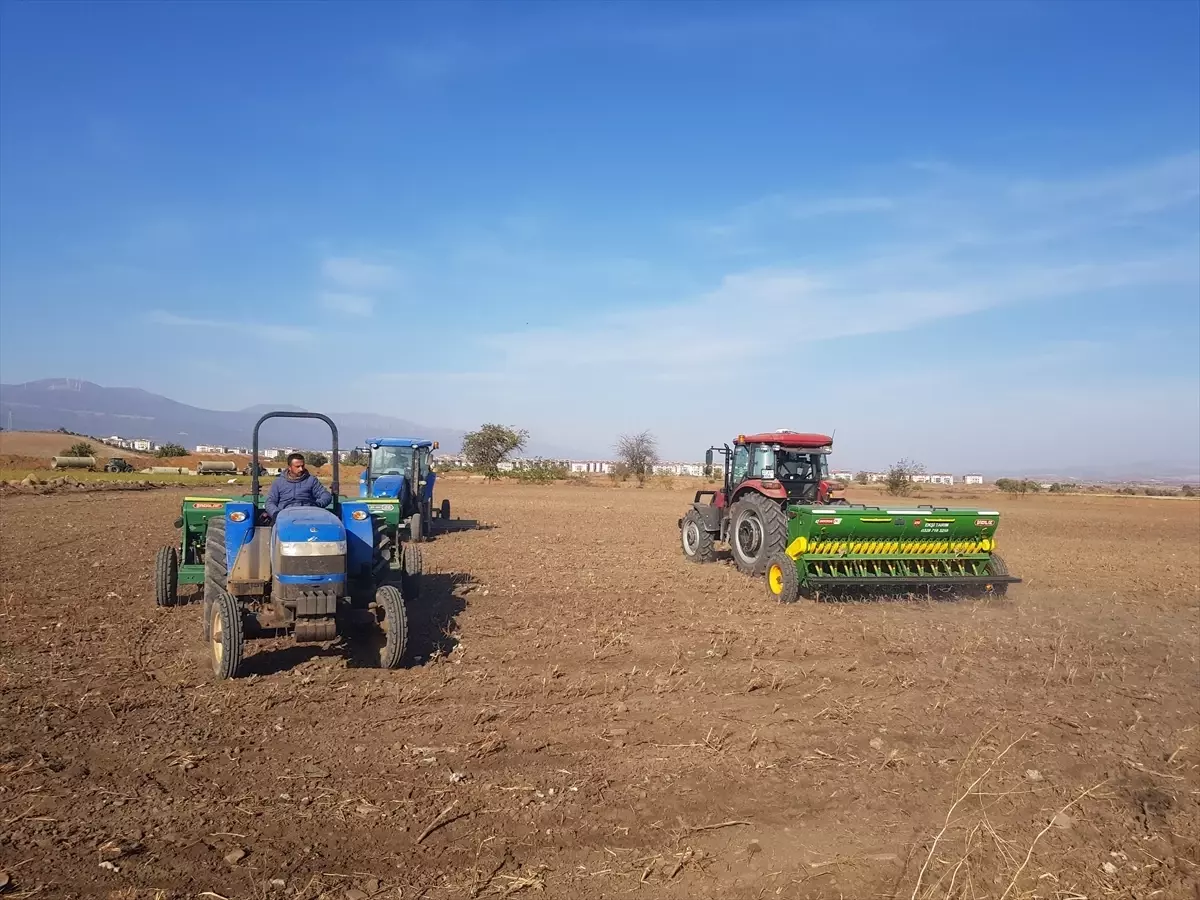 İslahiye Ovası’nda Buğday Ekimi Başladı