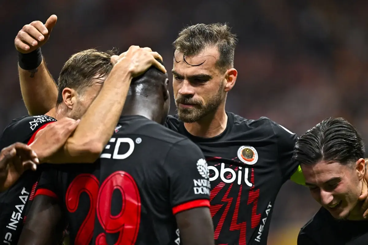 Gençlerbirliği Başkanından Yenilgi Sonrası Şaşırtıcı 100 Bin TL Prim