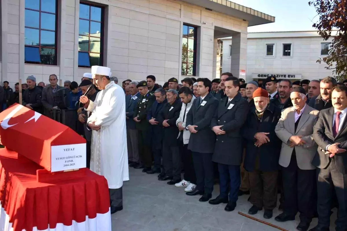 Piyade Er Yusuf Gönlüaçık Bingöl’de Defnedildi