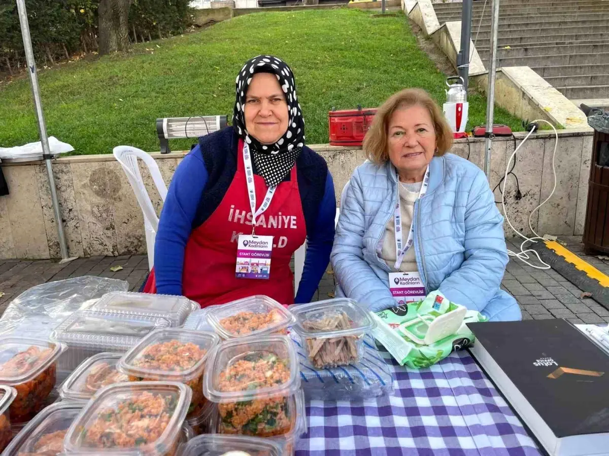 Bursa’da ‘Meydan Kadınların’ Etkinliği Yoğun İlgi Gördü