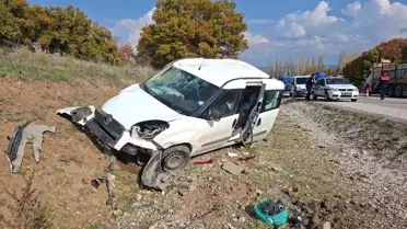 Kütahya’da Otomobil Takla Attı