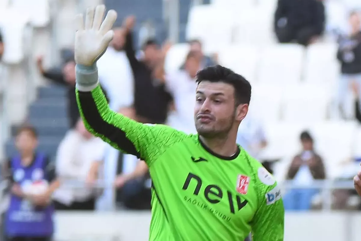 İki Kalecisi de Bahis Listesinde! Şimdi Gözler 19’luk Talha’ya Çevrildi