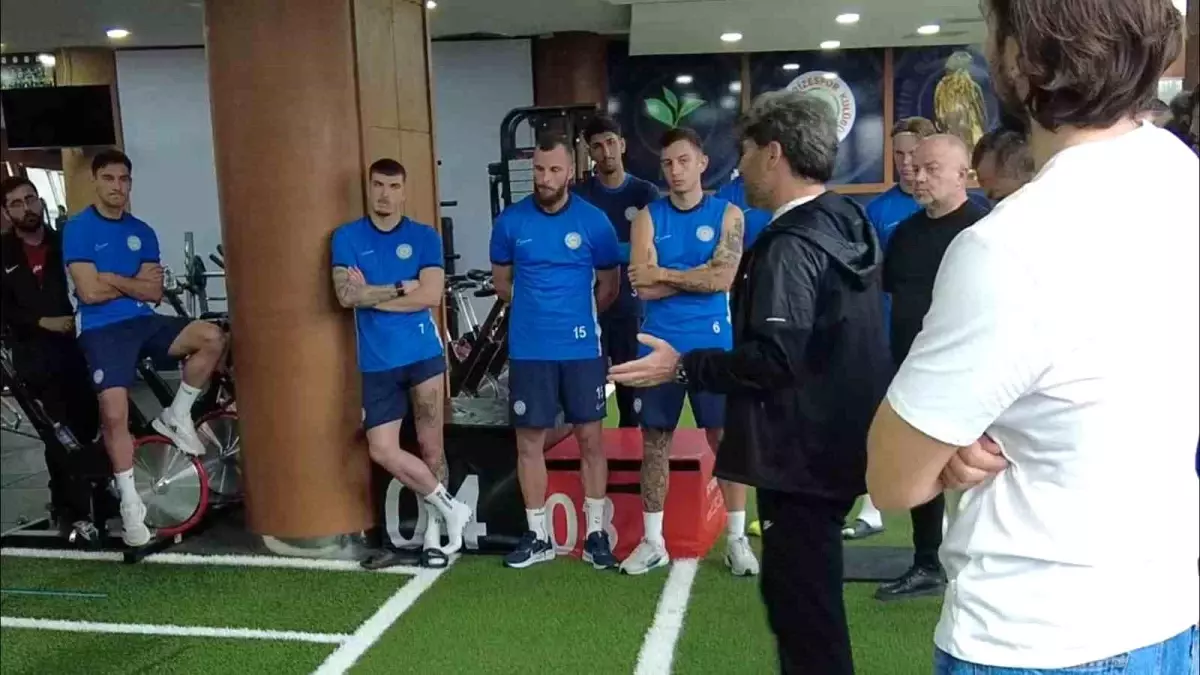 İlhan Palut, Çaykur Rizespor’dan İstifa Etti