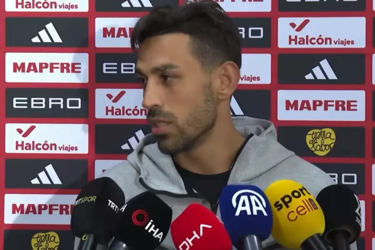 İrfan Can Kahveci’den Gece Yarısı Fenerbahçe Açıklaması: Milli Takımda Parlak Performans ve Kulüp Sorunlarına Çözüm Vaatleri