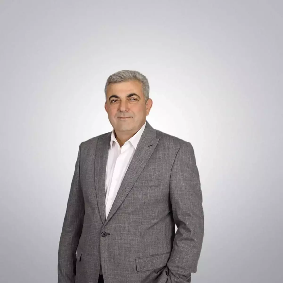 Belediye Binasına Taşlı Saldırı