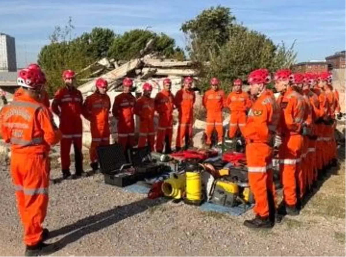 Jandarma Arama Kurtarma Timleri Eğitime Devam Ediyor