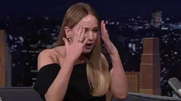 Jennifer Lawrence canlı yayında gözyaşlarına boğuldu