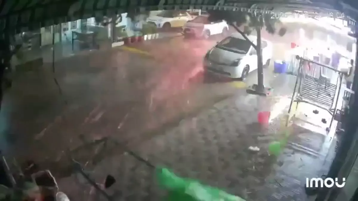 Kalmaegi Tayfunu Kamboçya’ya Ulaştı