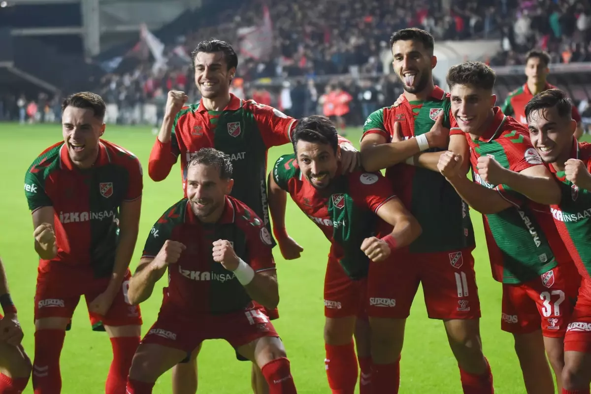 Karşıyaka’nın Gençleri Zirveye Taşıyor