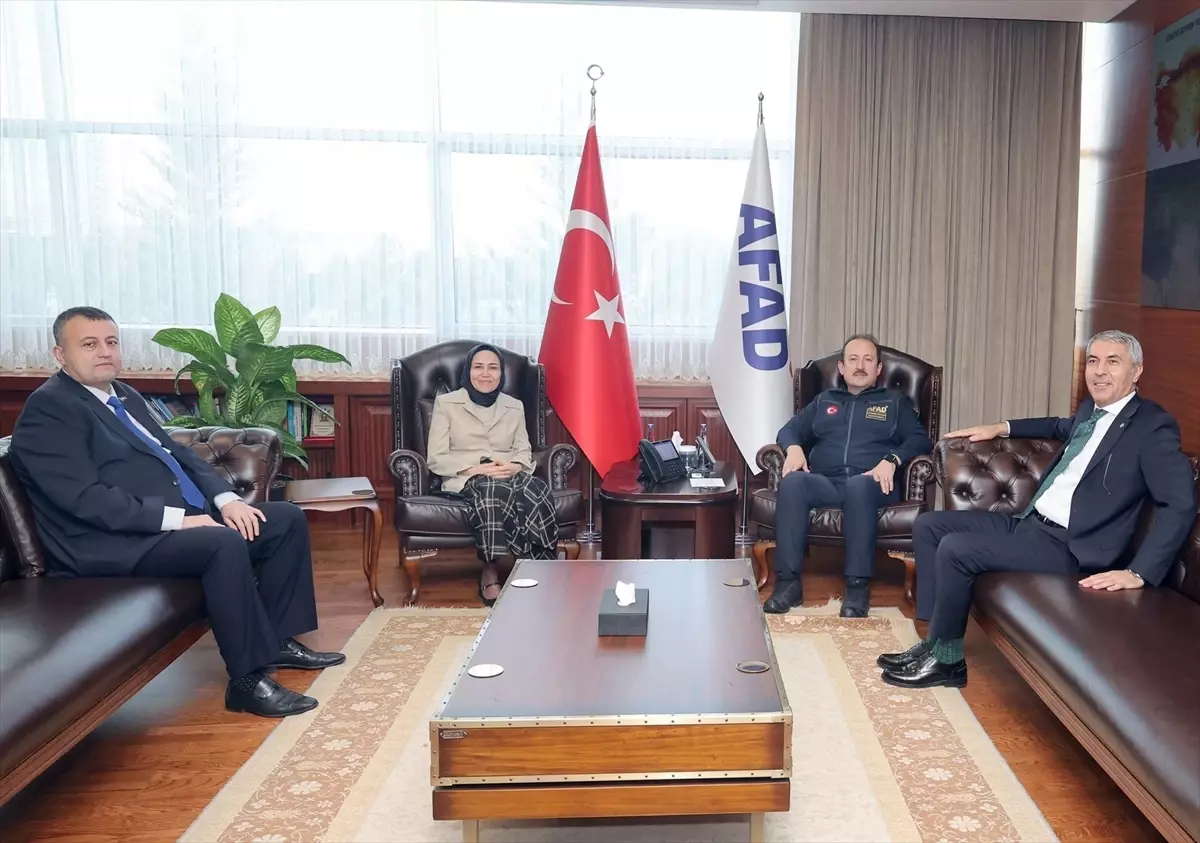 Kaymakam Coşkun, AFAD Başkanı Pehlivan’ı Hasar Tespiti İçin Ziyaret Etti