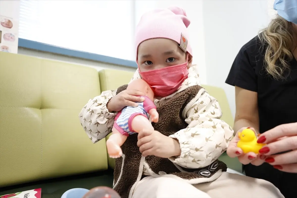 Kırgız Çocuğu Malatya’da Kök Hücre Nakliyle Hayata Döndü!