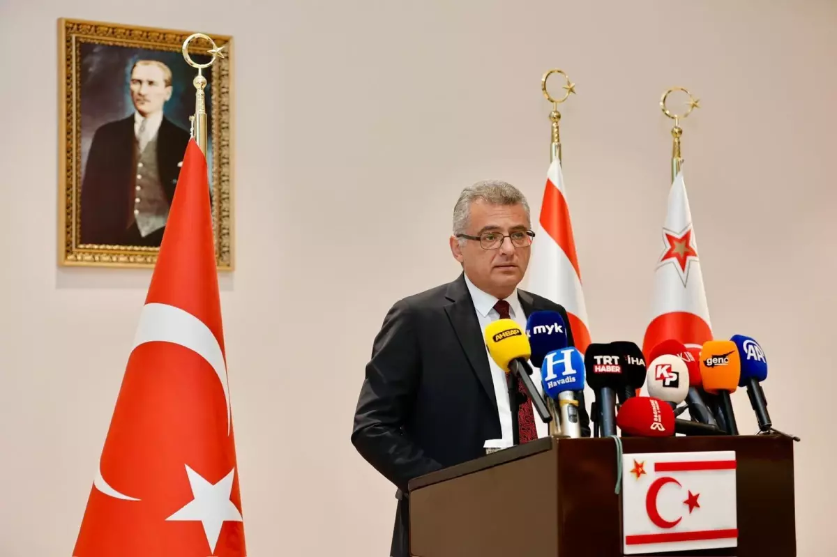 Erhürman’dan Kıbrıs Sorununa 10 Maddelik Çözüm Paketi