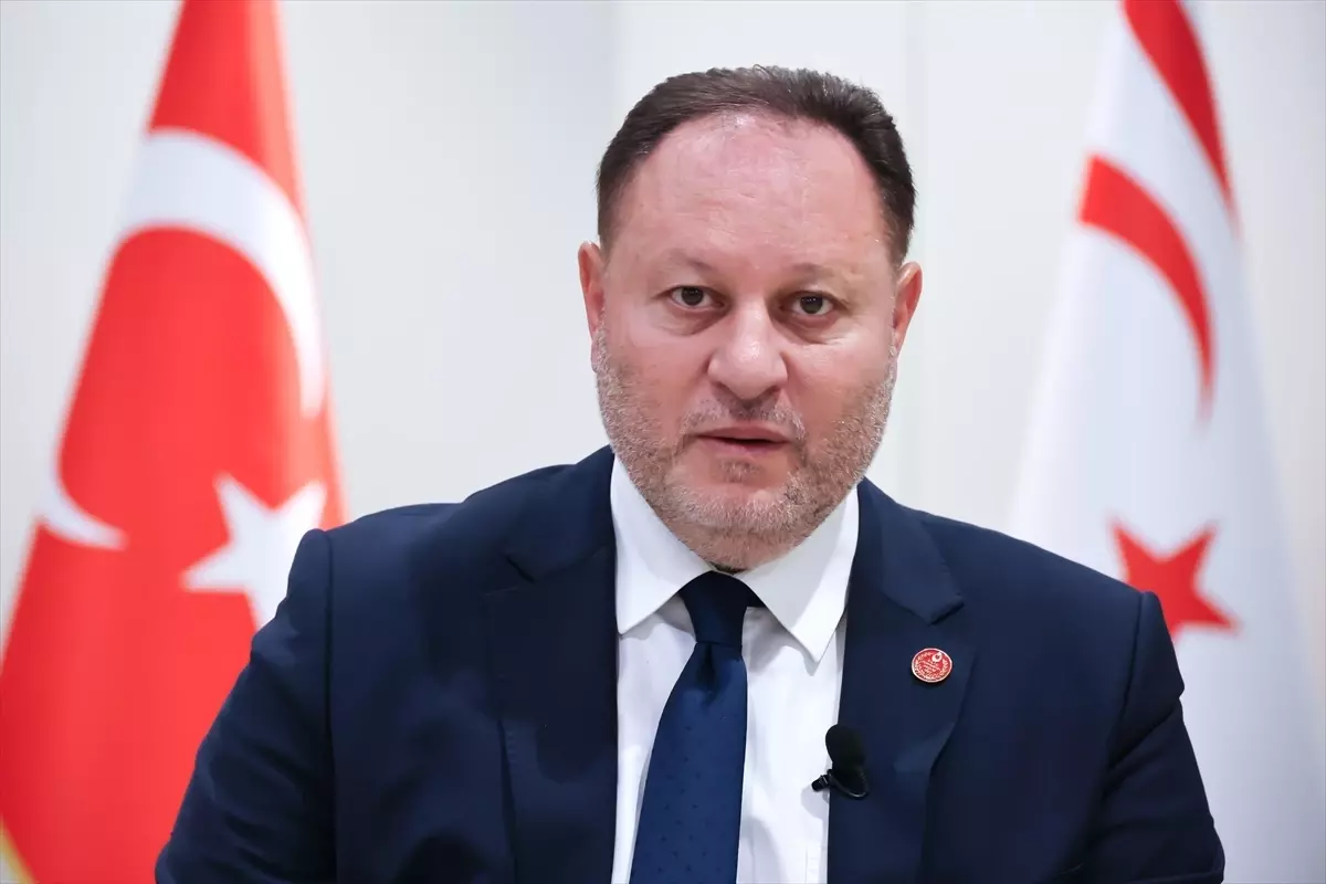 KKTC Cumhuriyet Meclisi Başkanı Ziya Öztürkler, 42. Yıldönümünü Coşkulu Açıklamalarla Değerlendirdi