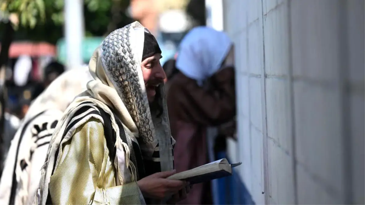 Kolombiya’da Lev Tahor Tarikatından 17 Çocuk Kurtarıldı
