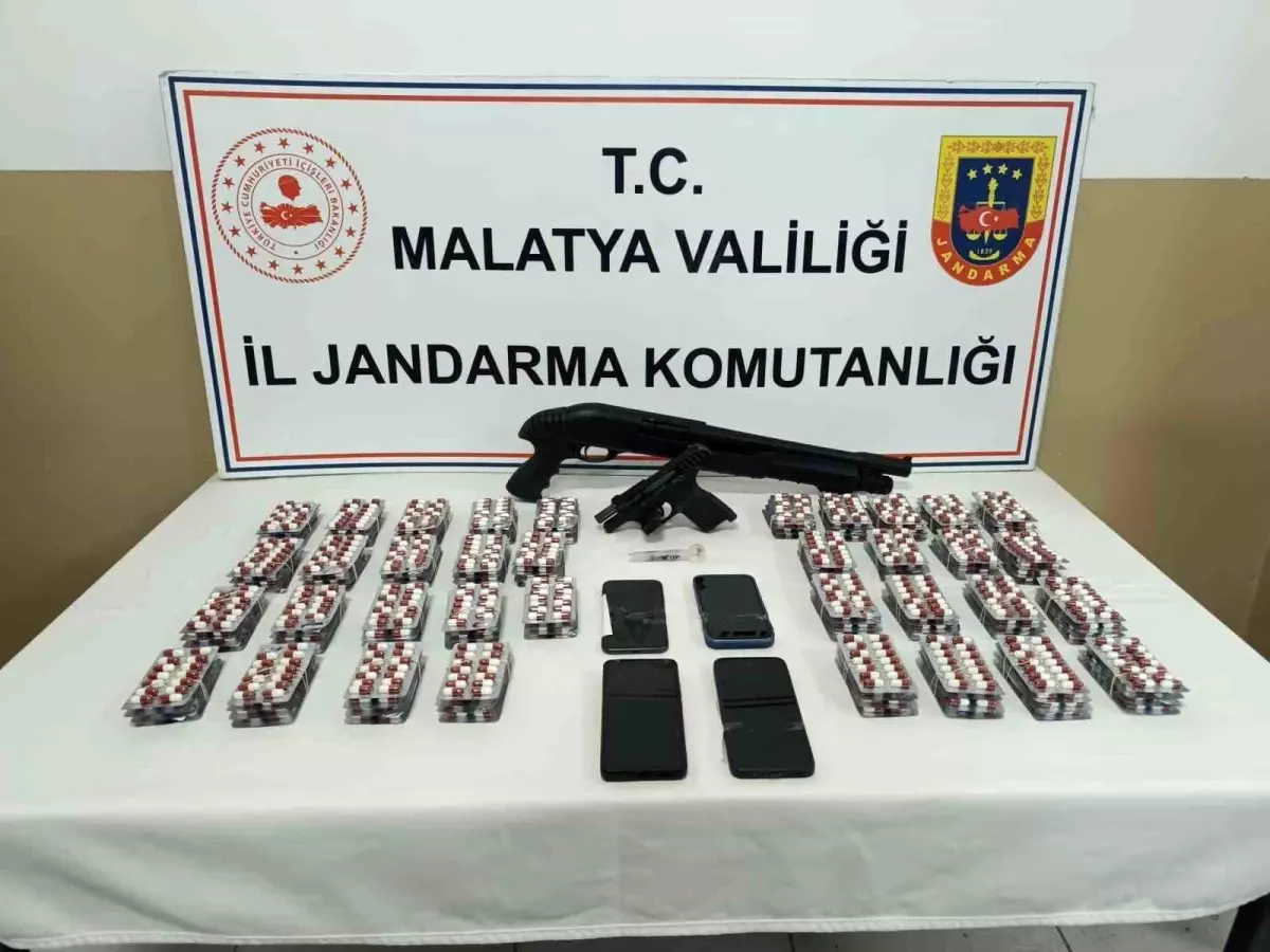 Malatya’da Jandarmadan Operasyon: 4 Gözaltı