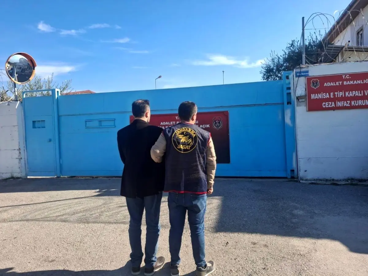 Manisa’da 4 Firari Cezaevine Gönderildi