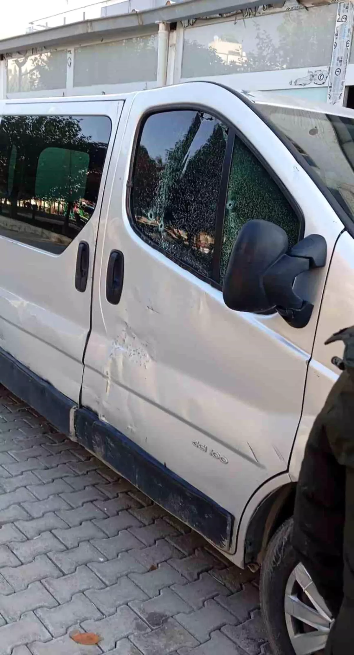 Mardin’de Park Halindeki Araca Silahlı Saldırı