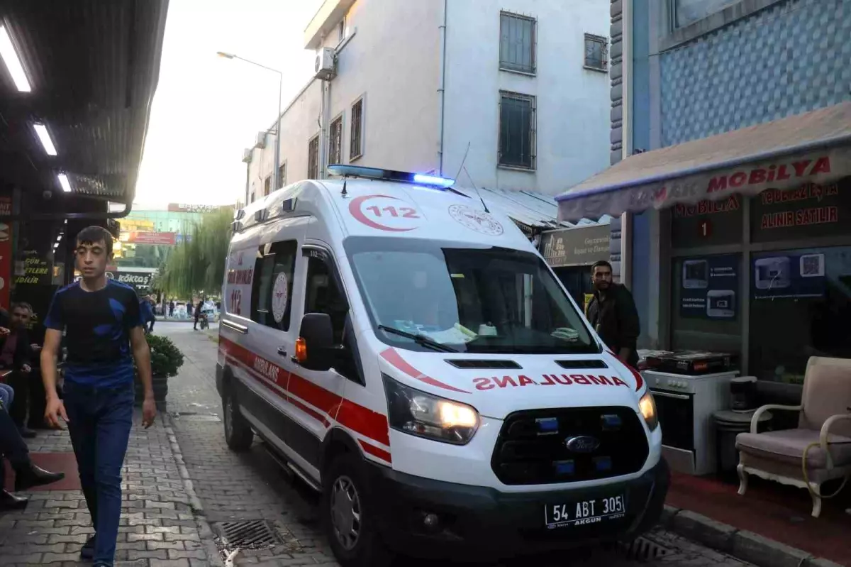 Market Hırsızı Tenteden Düşerek Ağır Yaralandı!