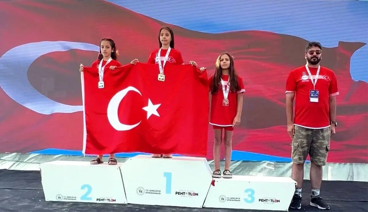 Deva Çakır Avrupa Üçüncüsü Oldu, Türkiye U11 Kız Milli Takımı Şampiyon