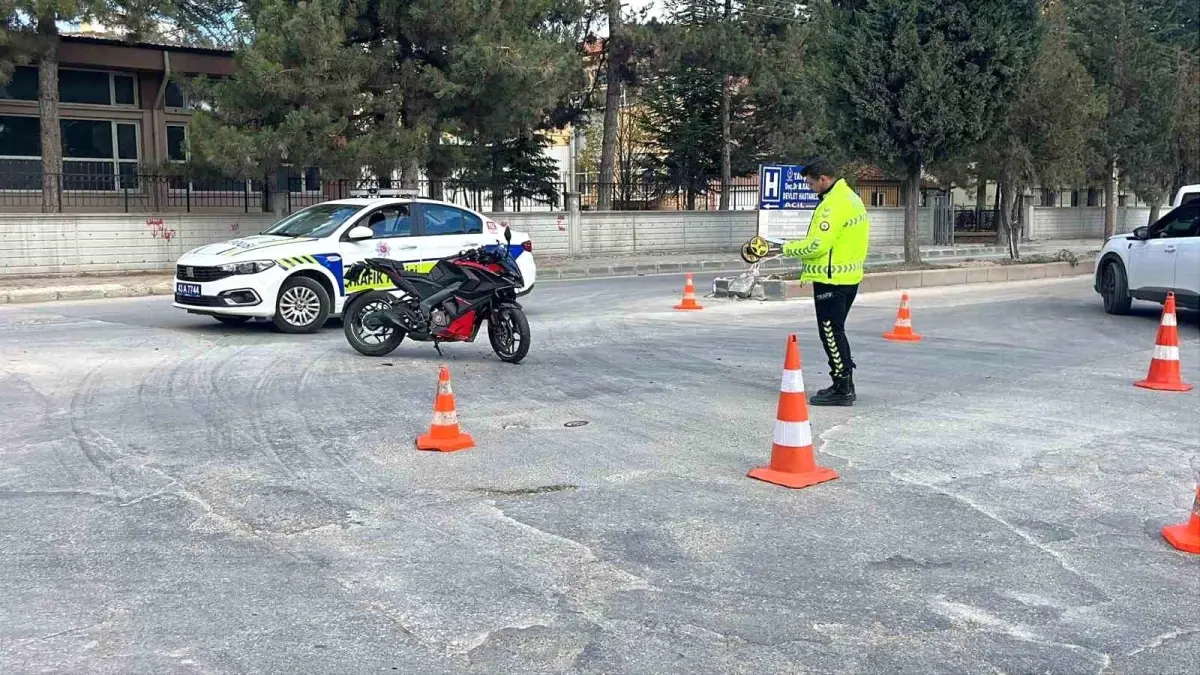 Tavşanlı’da Motosiklet Kazası: Sürücü Yaralandı