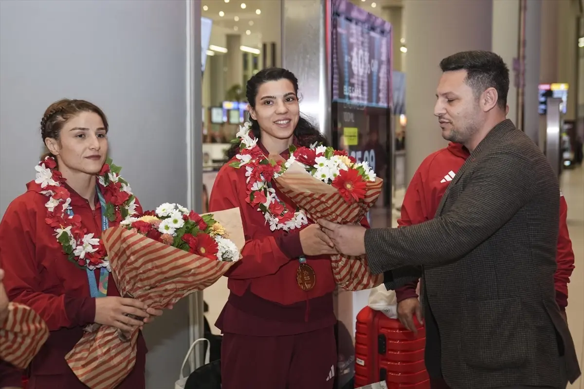 Muaythai Milli Takımı Riyad’dan Altınla Döndü