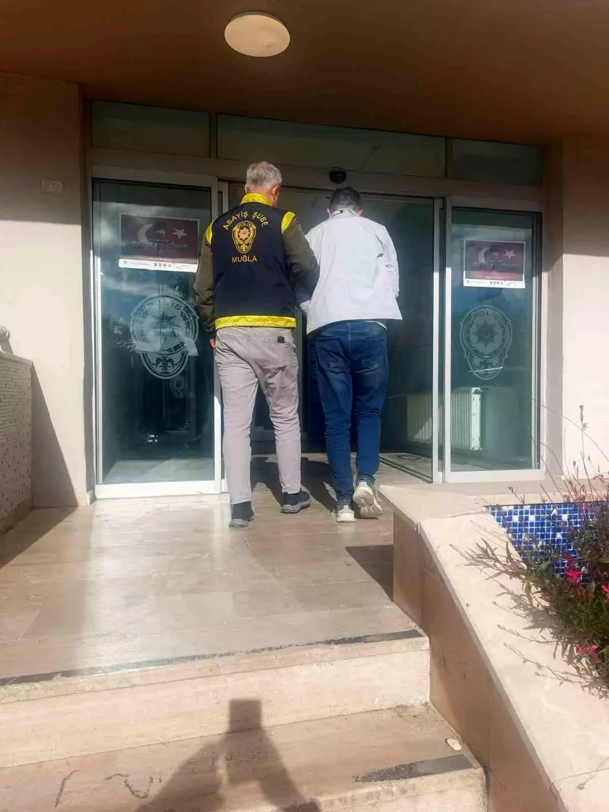 Muğla’da 127 Şahıs Yakalandı – Geniş Çaplı Emniyet Operasyonu