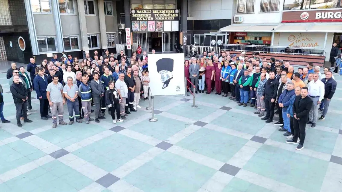 Nazilli Belediyesi’nden Atatürk’ü Anma Günü’nde 750 Personelin Ortak Portresi