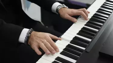 Görme Engelli Kemal Piyano ile Hayalini Gerçekleştirdi