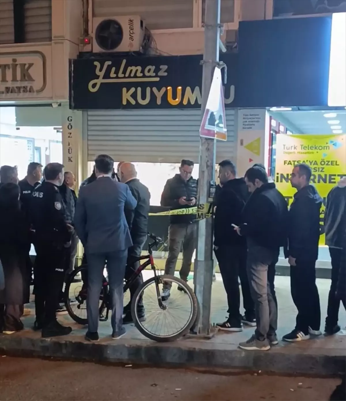 Fatsa’da Şok Altın Hırsızlığı: Kasklı Şüpheli Kaçtı!