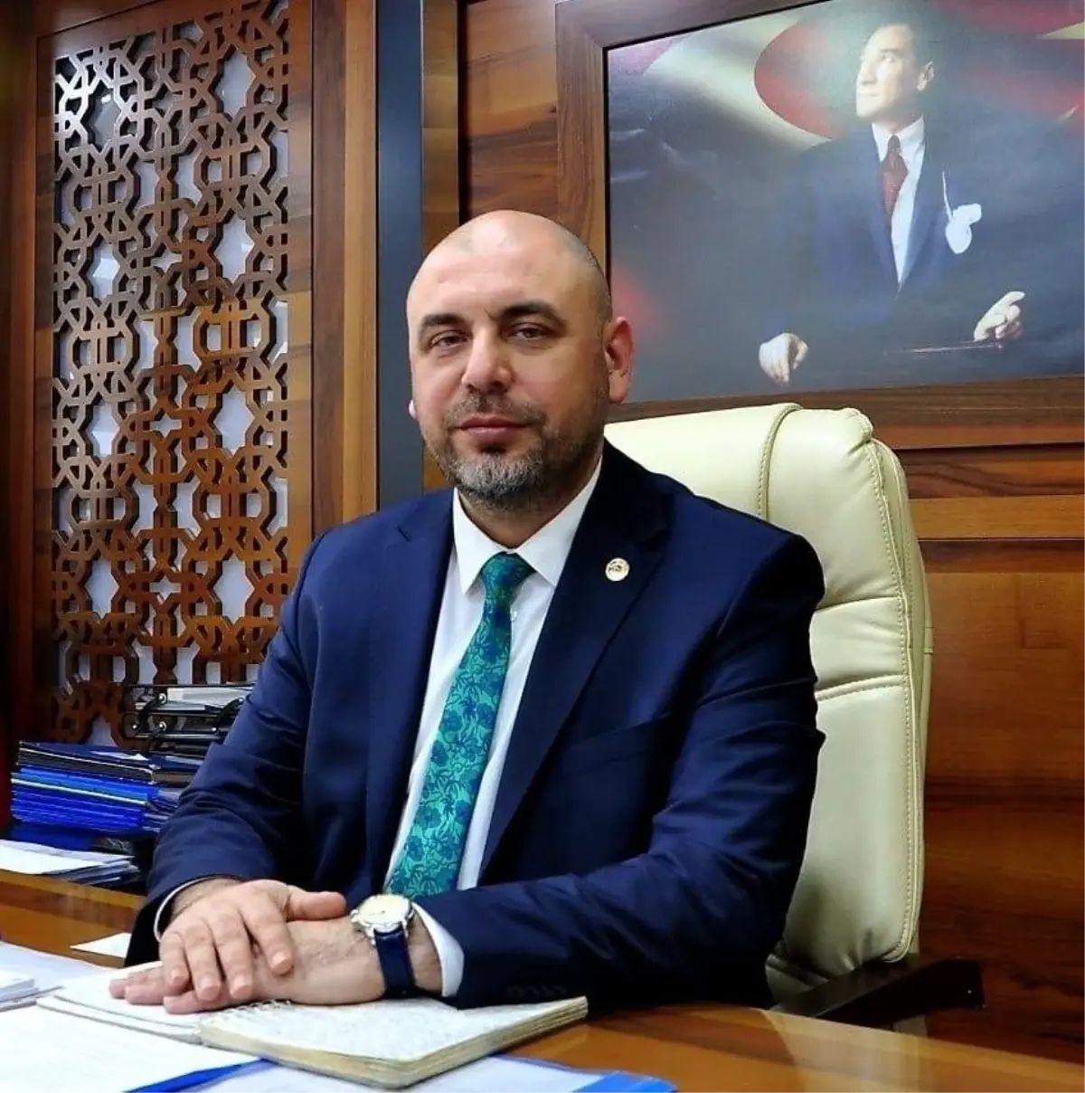 Orhangazi Belediye Başkanı Bekir Aydın Kardeşinin Evinde Ani Tansiyon Düşüşüyle Hastaneye Kaldırıldı