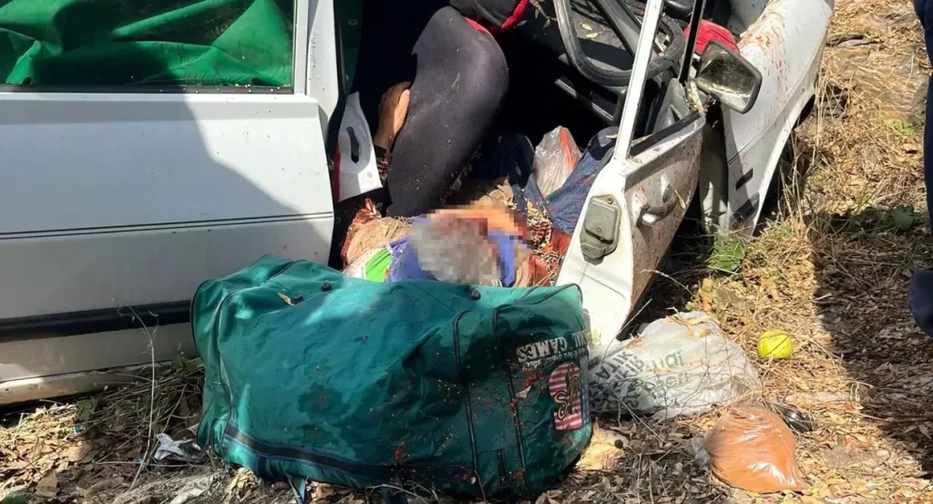 Trafik Kazasında 1 Ölü, 1 Ağır Yaralı