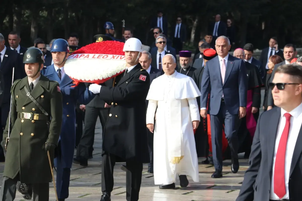 Papa Leo XIII’ün Anıtkabir Ziyareti Türkiye’yi Derinden Etkiledi